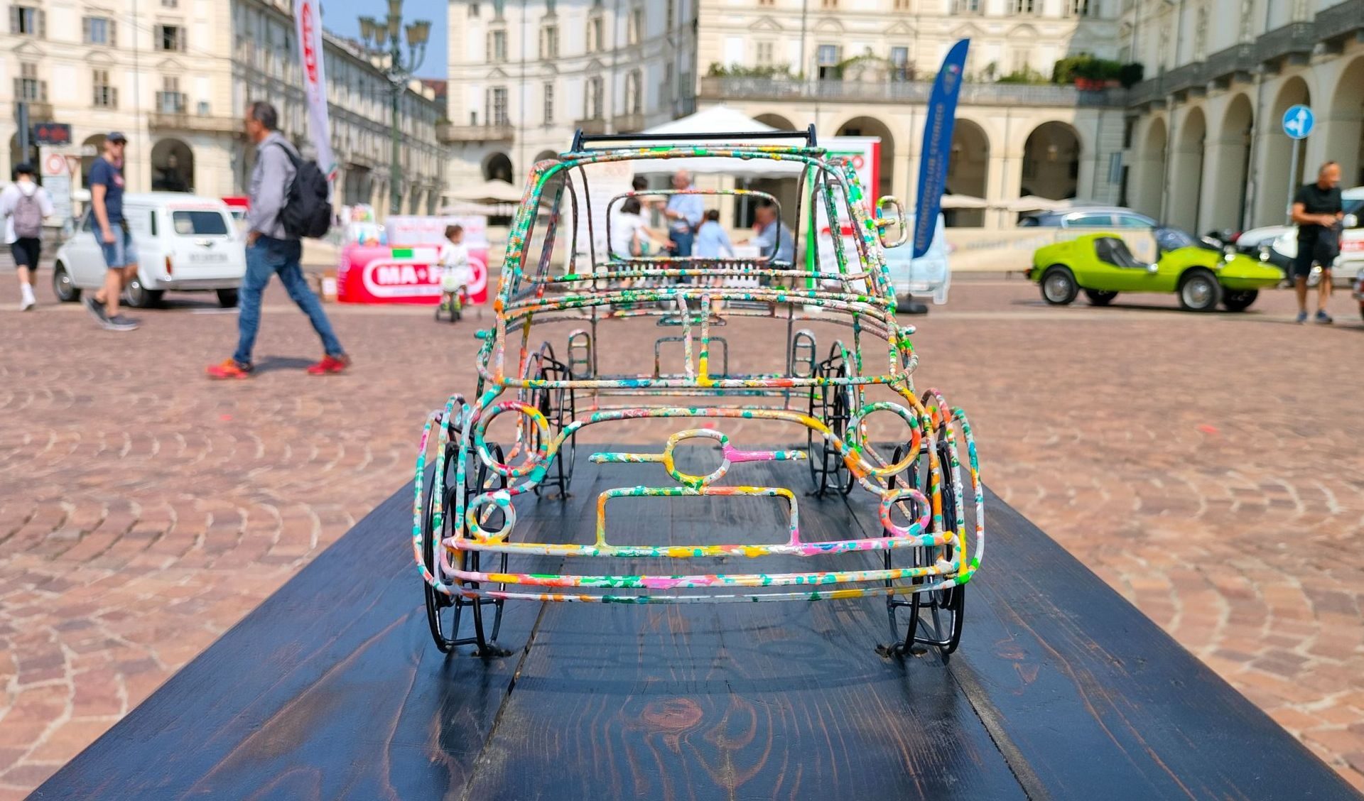 Carufer & Anterarte, 500 tondini multicolor