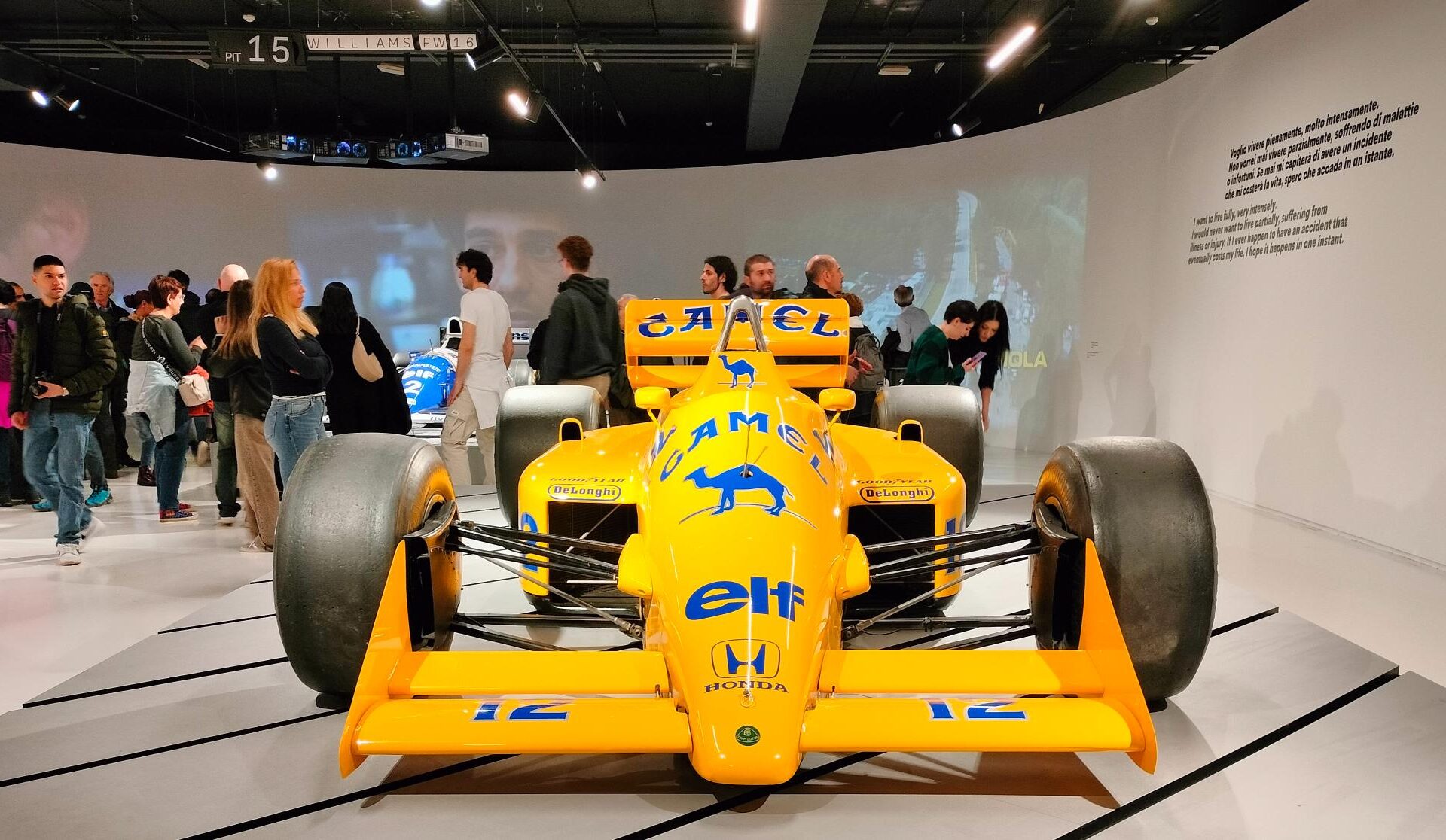 Ayrton Senna forever al MauTo