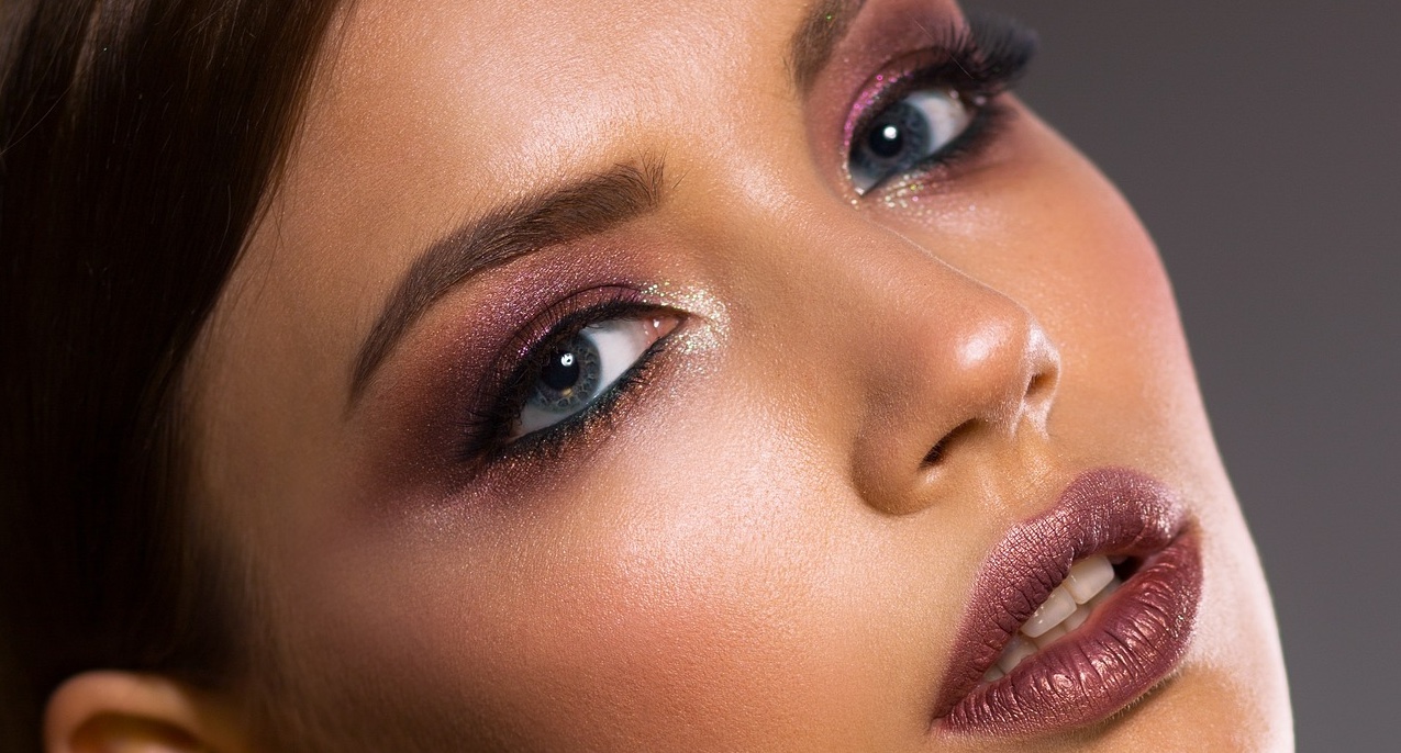 Make-Up occhi: tecniche e prodotti per uno sguardo intenso