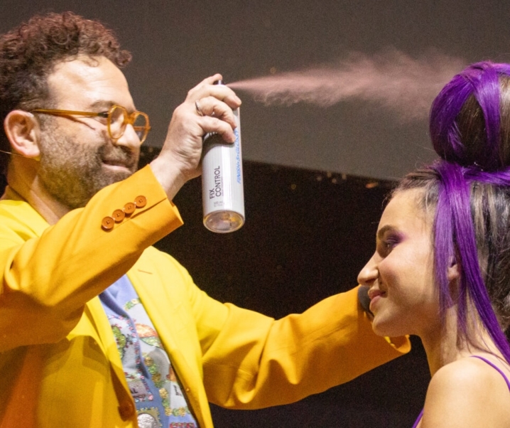 Carmelo Spina: Maestro dell’Hair Styling che ha conquistato le grandi celebrità del Red Carpet