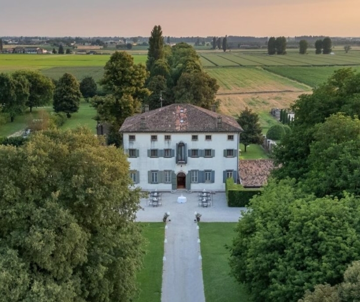 Eleganza senza tempo tra le mura di Villa Ormaneto