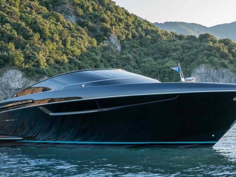 Riva Cento: L’eleganza contemporanea di un mito nautico