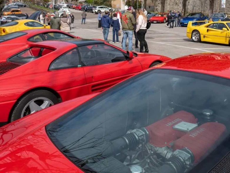 Arte Motori Lusso: Un grande successo al Museo Chiostro di Voltorre
