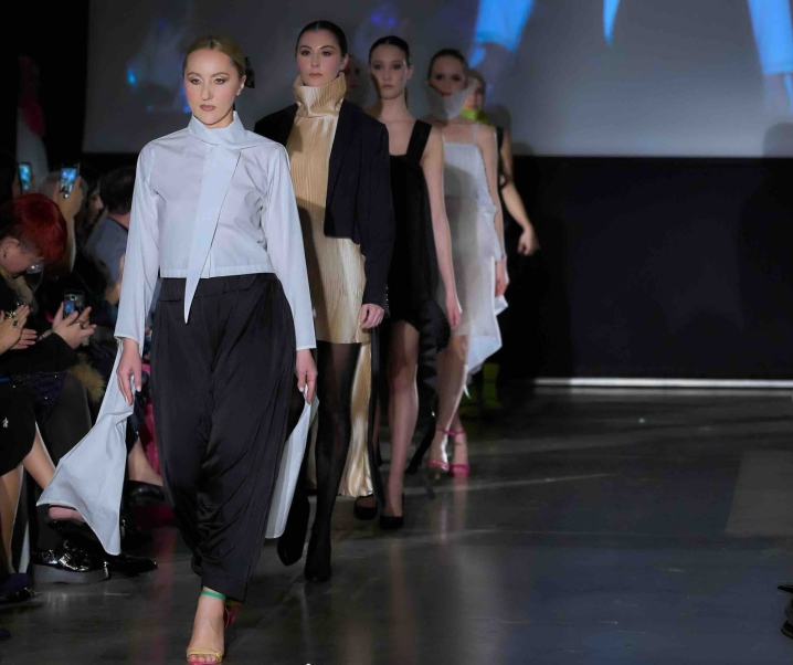 “Promenade della Moda”: Il trionfo dell’eleganza alla Milano Fashion Week
