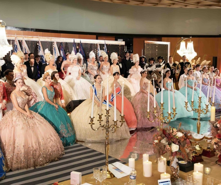 “Royal Splendor” sulla Croisette: Cannes celebra “The Grand Ball of Princes and Princesses Monte-Carlo”