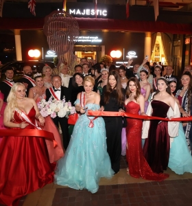 “The Grand Ball of Princes and Princesses” a Cannes: La magia di una notte straordinaria