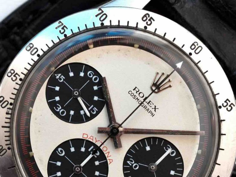 Sul polso di Paul Newman c’era un Daytona. Sul fondello, tre parole: Drive Carelully Me